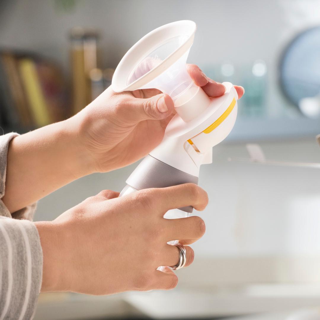 Medela® Solo™ 2-Phase Expression® Επαναφορτιζόμενο Ηλεκτρικό Θήλαστρο--4 variations